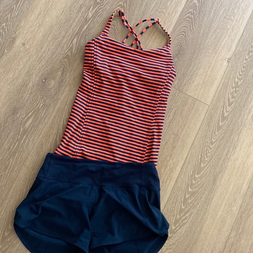Women’s lululemon free to be tank top size 4 navy blue orange stripe lulu